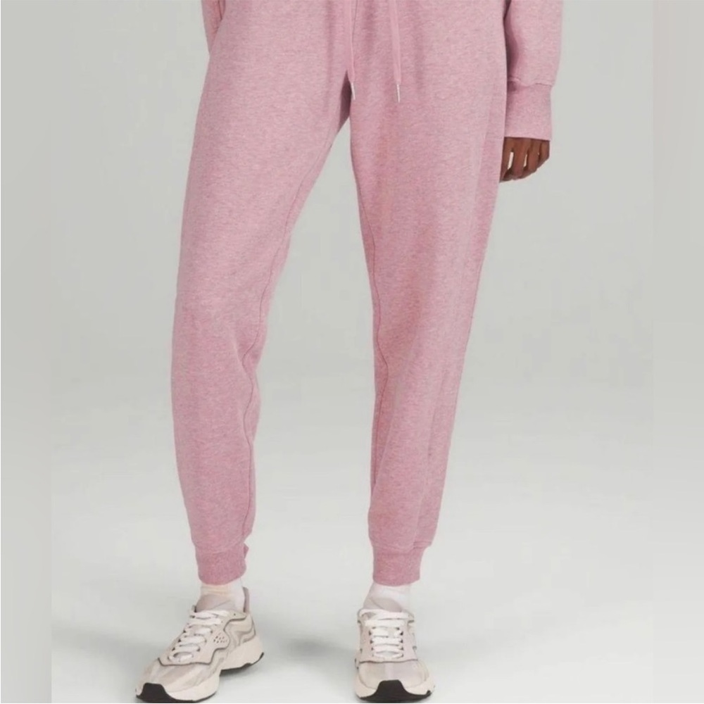 Heathered Taupe Lululemon Scuba Joggers NWOT